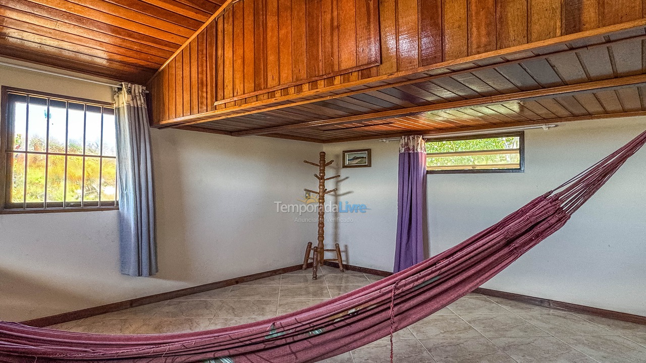 Casa para aluguel de temporada em Armação dos Búzios (Bairro Rasa)