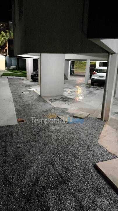 Apartamento para aluguel de temporada em Itapema (Meia Praia)