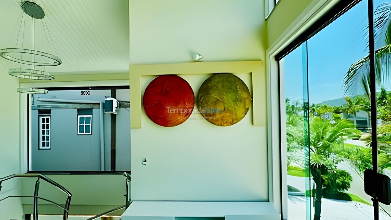 Casa para aluguel de temporada em Guarujá (Jd Acapulco)