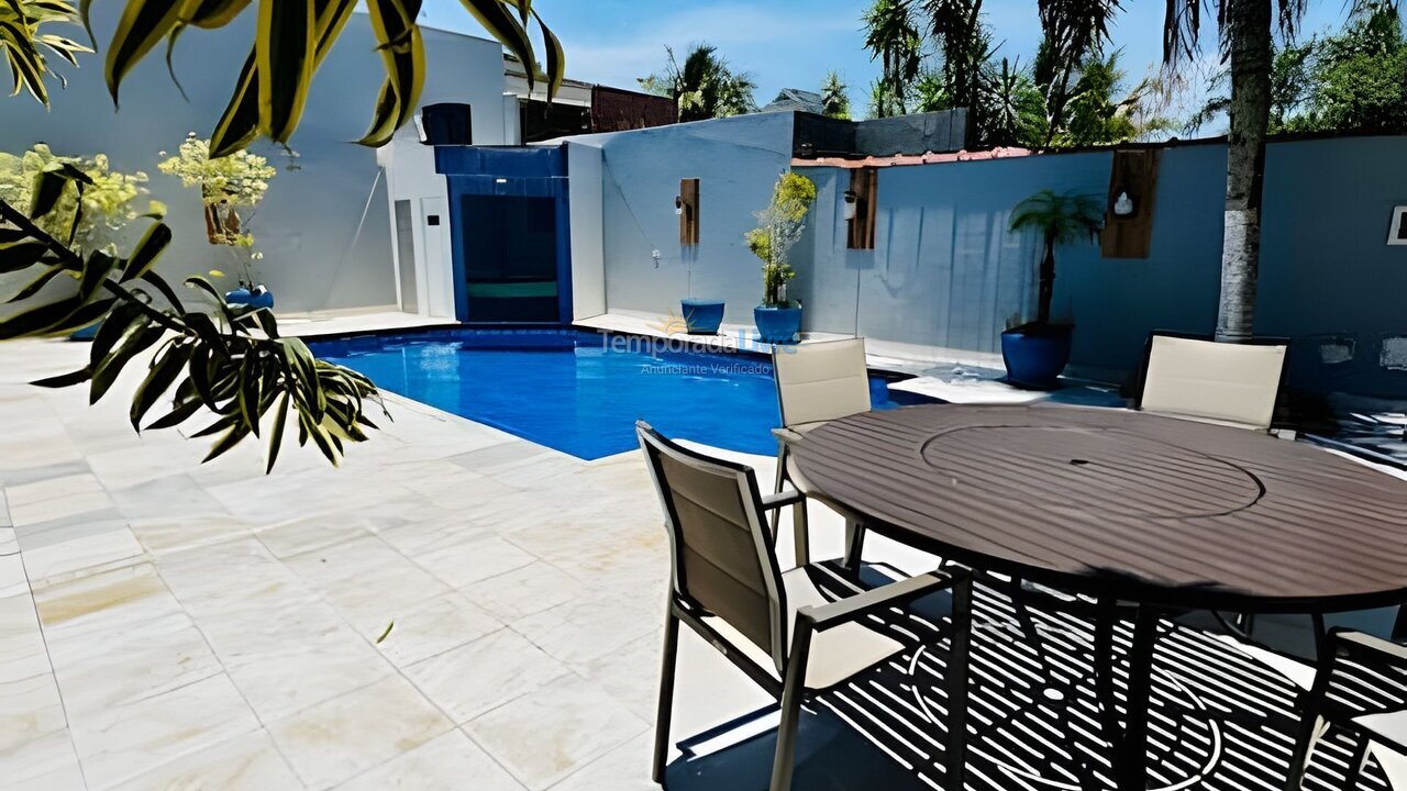 Casa para aluguel de temporada em Guarujá (Jd Acapulco)