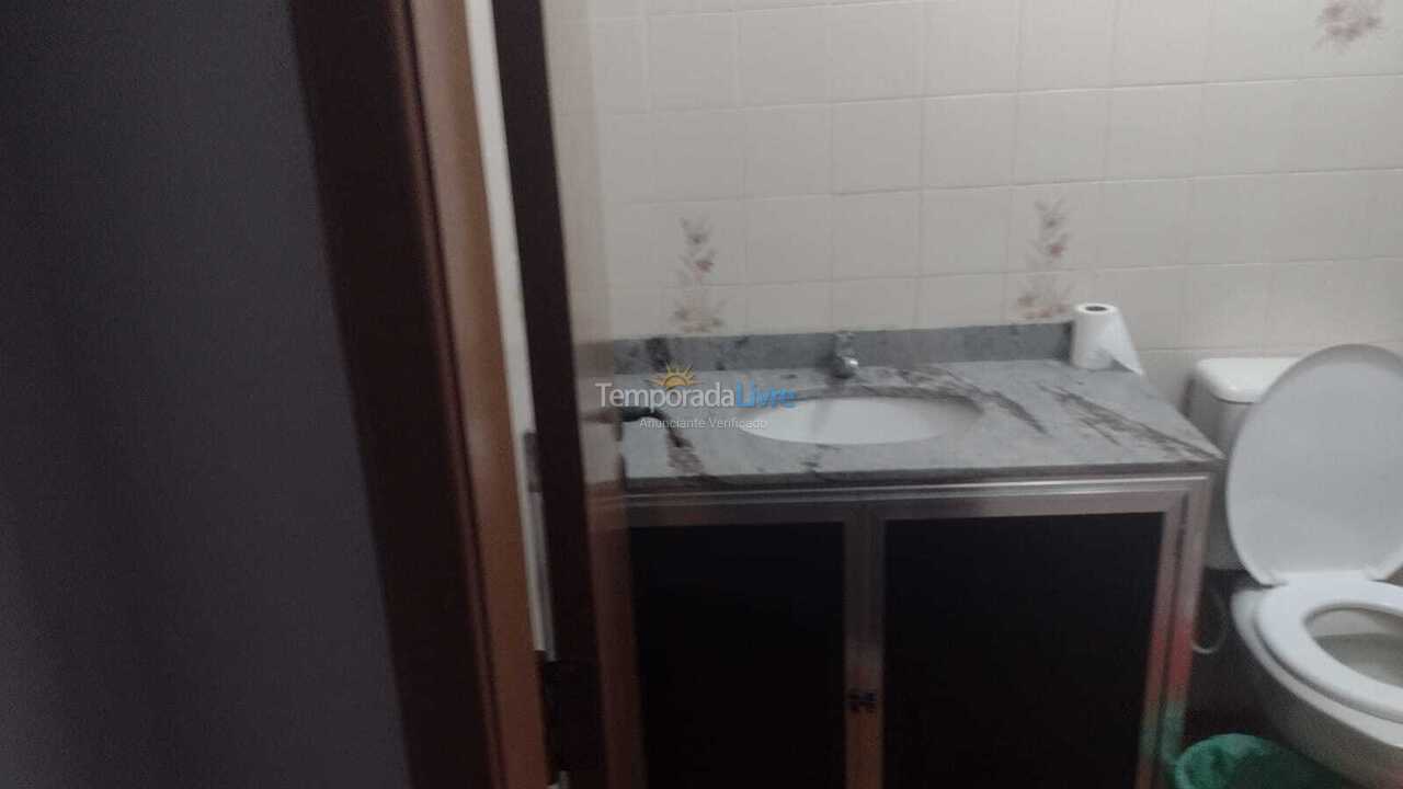 Casa para alquiler de vacaciones em Cabo Frio (Travessa Jorge Lóssion85 Algodoal)