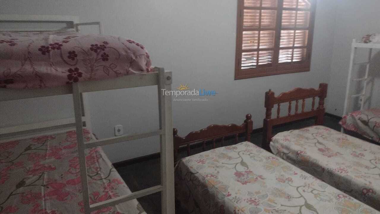 Casa para alquiler de vacaciones em Cabo Frio (Travessa Jorge Lóssion85 Algodoal)