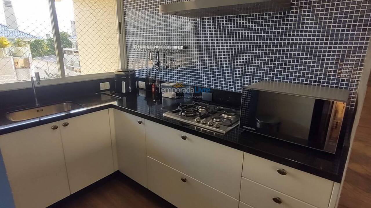 Apartamento para aluguel de temporada em Florianópolis (Cachoeira do Bom Jesus)