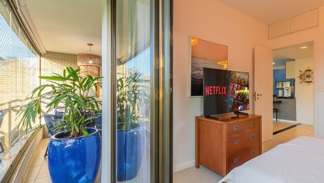 Beach Place #202 - Beachfront by Carpediem