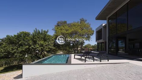 Luxury house with pool in Lagoa da Conceição