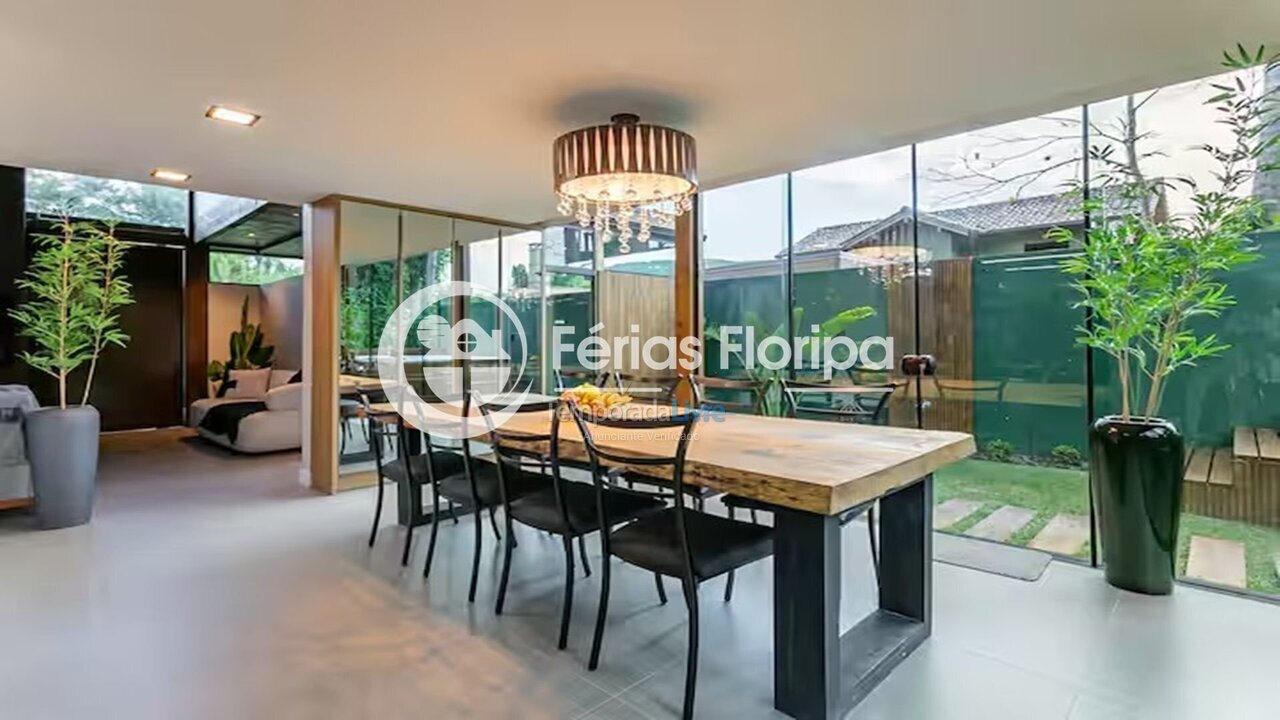 House for vacation rental in Florianópolis (Rio Tavares)