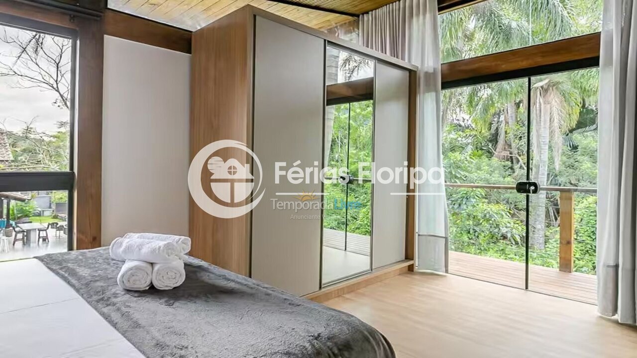House for vacation rental in Florianópolis (Rio Tavares)