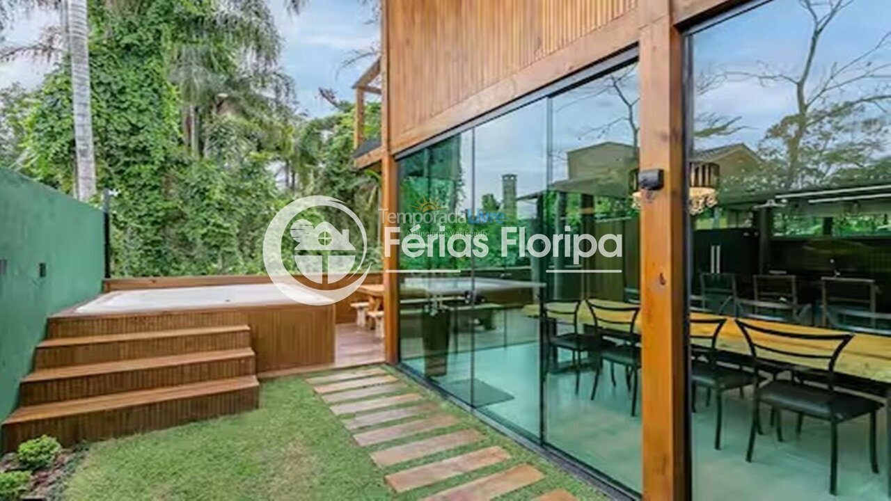 House for vacation rental in Florianópolis (Rio Tavares)