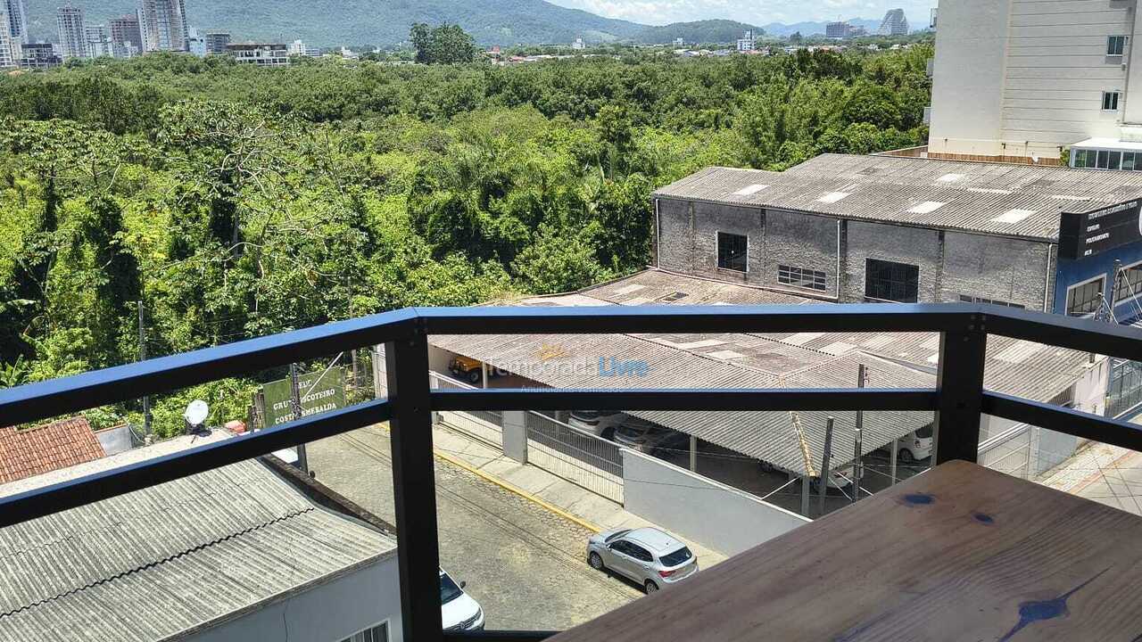 Apartamento para aluguel de temporada em Itapema (Meia Praia)