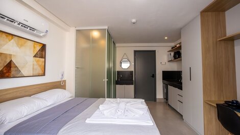 Get By Side #503 - Studio em Bessa por Carpediem