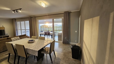 Apartamento con todas las comodidades | Aire acondicionado | Playa Enseada