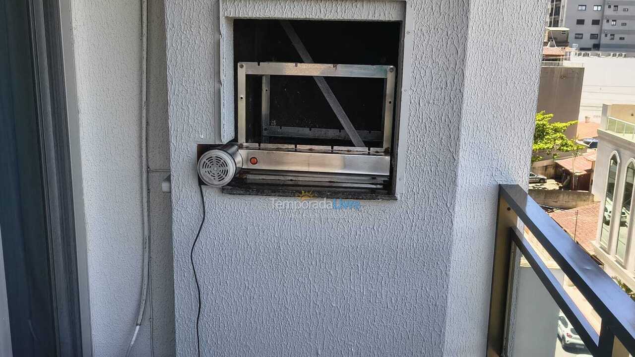 Apartamento para aluguel de temporada em Itapema (Meia Praia)