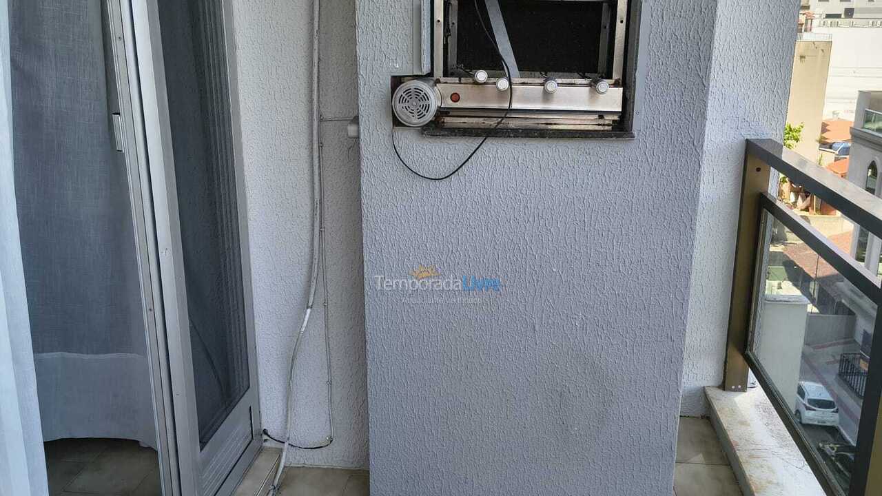 Apartamento para aluguel de temporada em Itapema (Meia Praia)