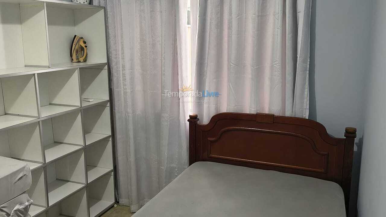 Apartamento para aluguel de temporada em Itapema (Meia Praia)