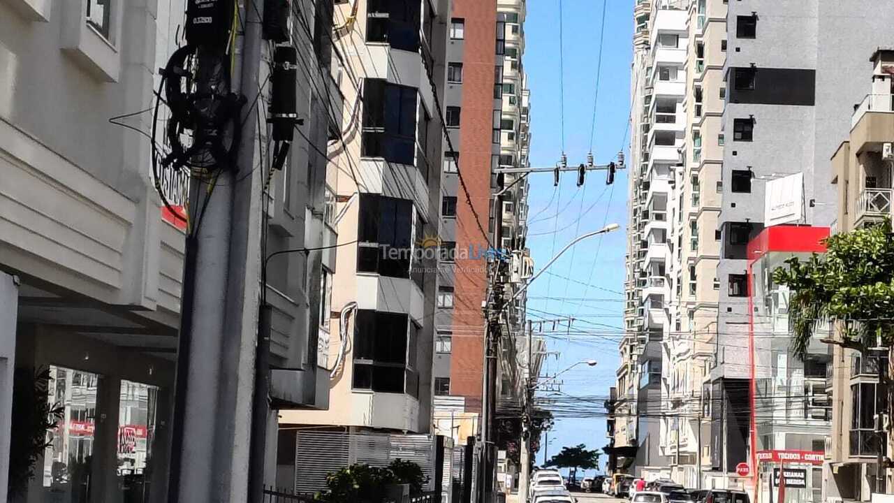 Apartamento para aluguel de temporada em Itapema (Meia Praia)