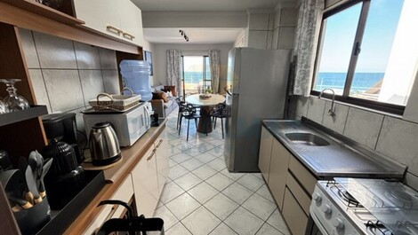 2-BEDROOM APARTMENT WITH SEA VIEW IN BOMBAS