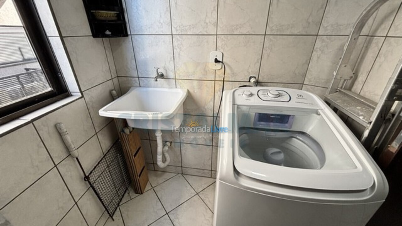 Apartment for vacation rental in Bombinhas (Praia de Bombas)