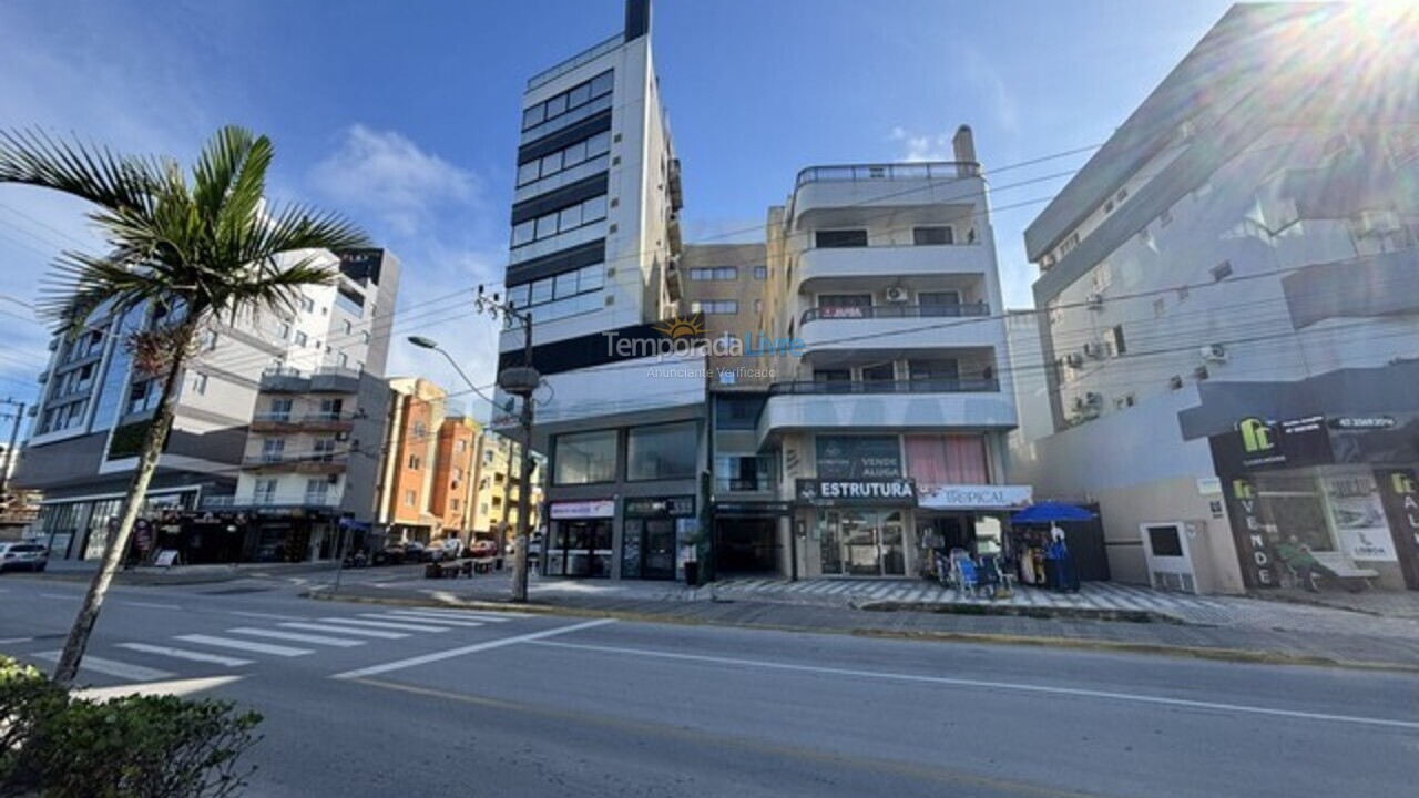 Apartment for vacation rental in Bombinhas (Praia de Bombas)