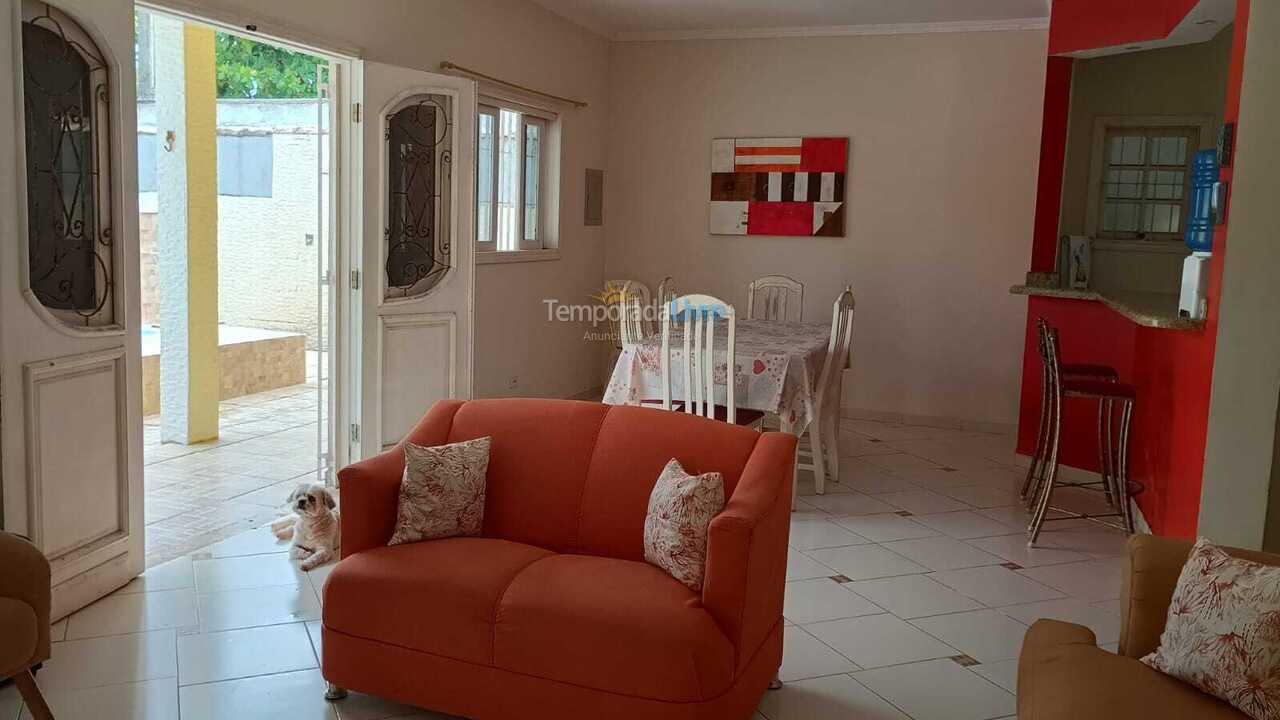 Casa para alquiler de vacaciones em Itanhaém (Santa Terezinha)