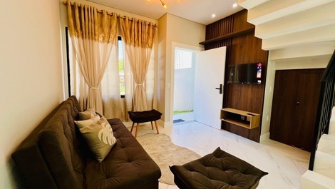 Sala de estar com tv a cabo