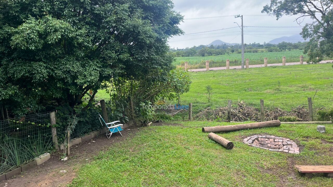 Casa para alquiler de vacaciones em Garopaba (Ressacada)