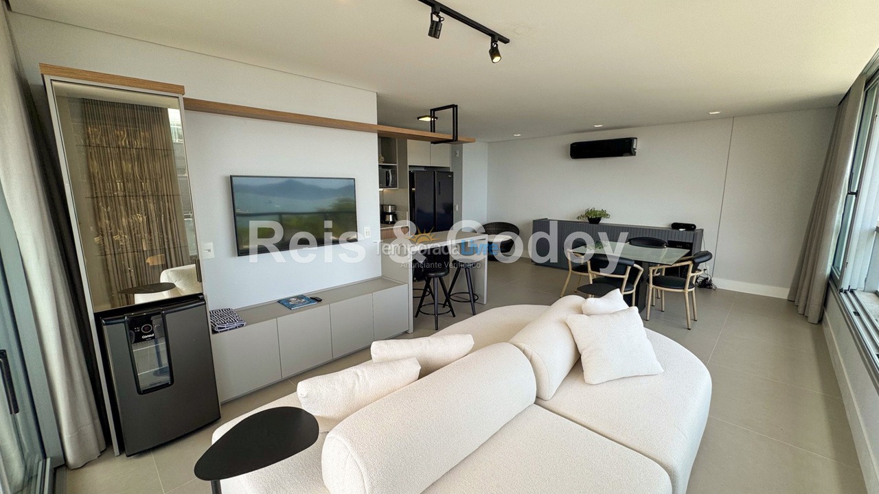Apartamento para aluguel de temporada em Florianópolis (Jurere Tradicional)