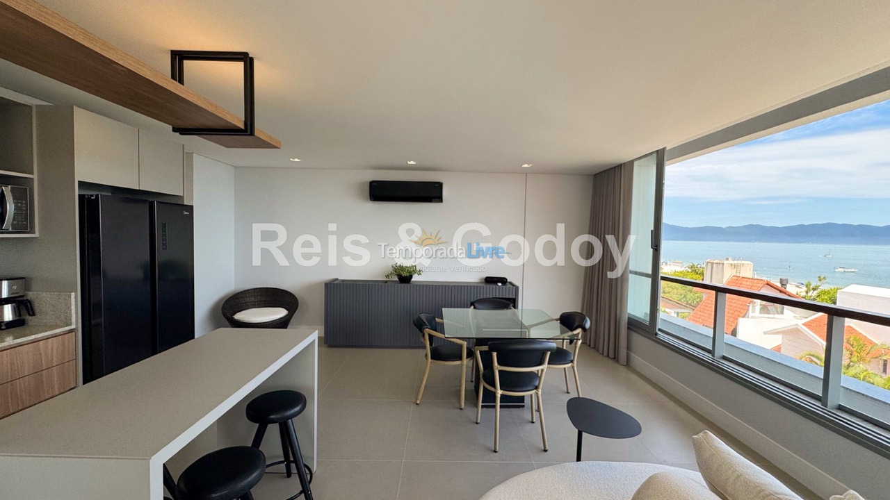 Apartamento para aluguel de temporada em Florianópolis (Jurere Tradicional)