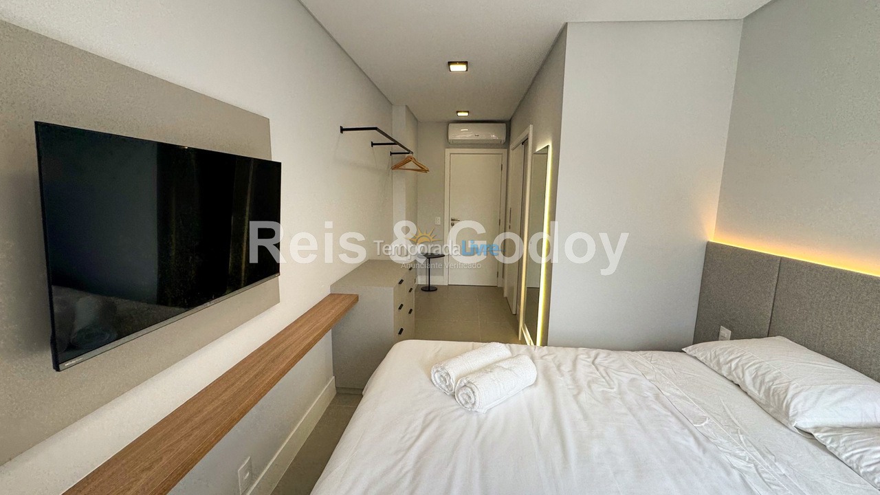 Apartamento para aluguel de temporada em Florianópolis (Jurere Tradicional)