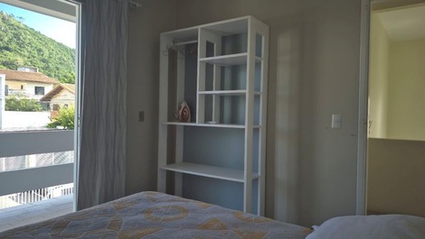 Casas de 4 dormitorios a 50 metros de la playa - CA20