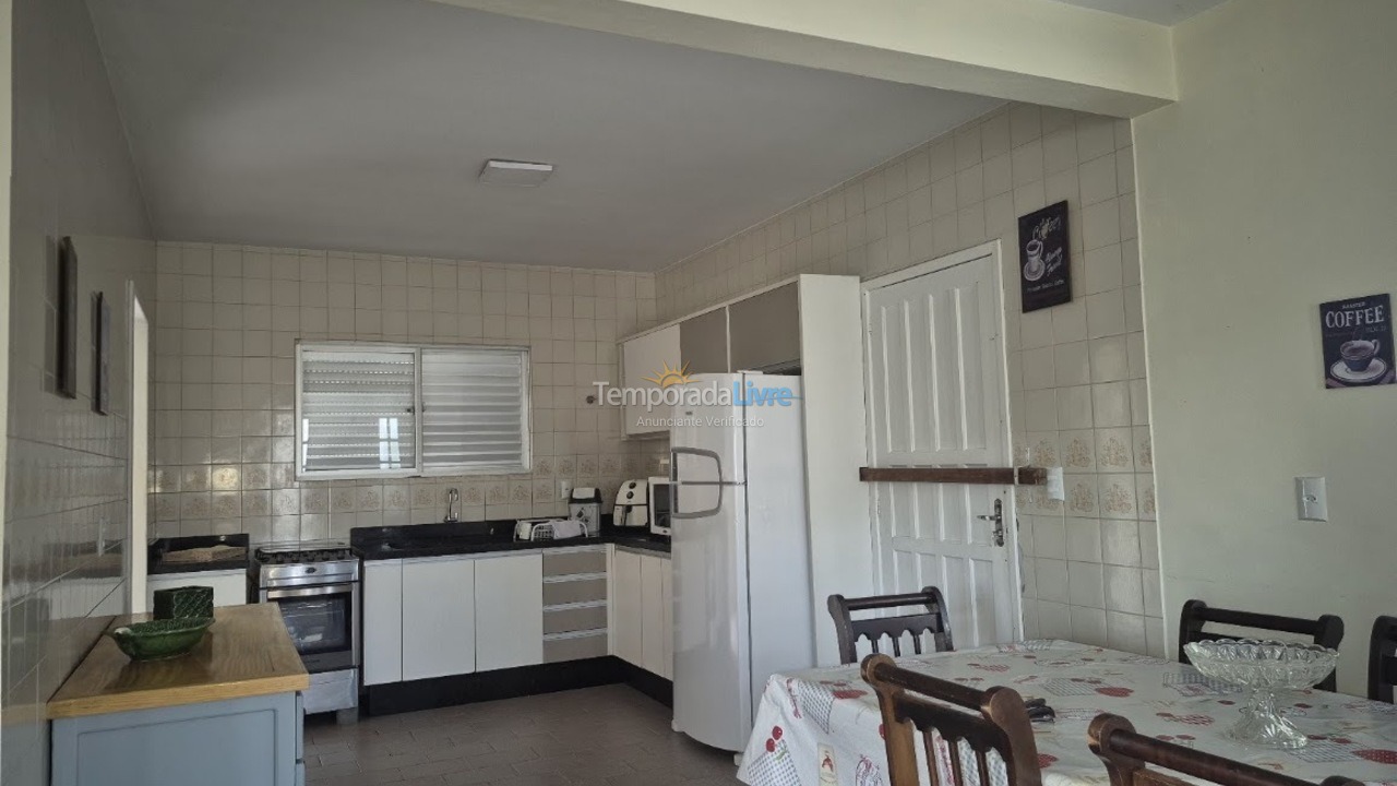 Casa para alquiler de vacaciones em Bombinhas (Canto Grande)