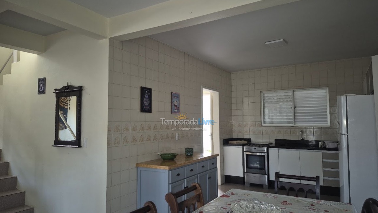 Casa para alquiler de vacaciones em Bombinhas (Canto Grande)