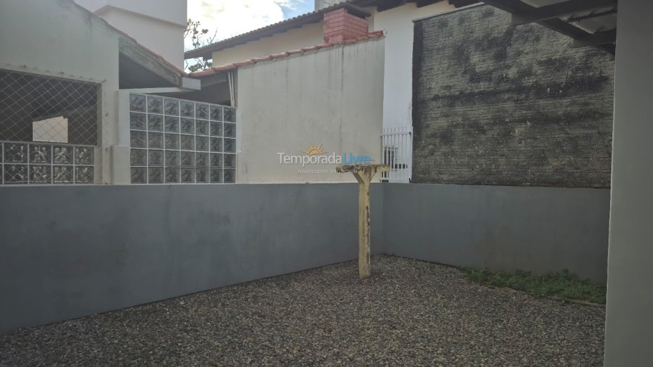 Casa para alquiler de vacaciones em Bombinhas (Canto Grande)