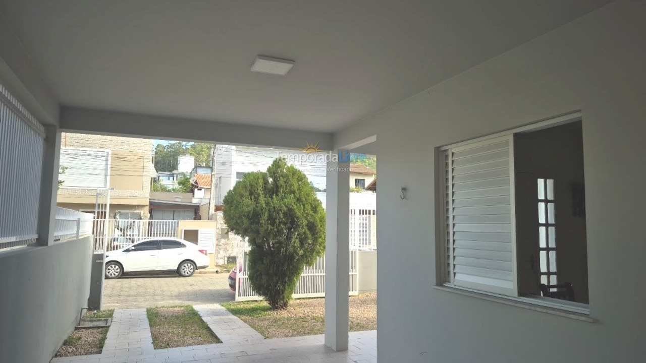 Casa para alquiler de vacaciones em Bombinhas (Canto Grande)