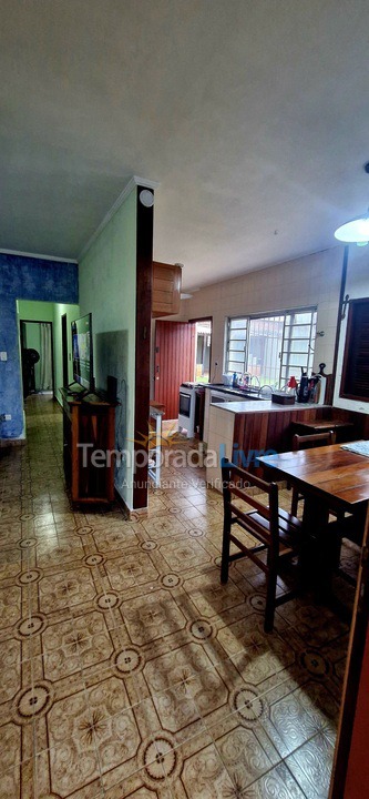 Casa para aluguel de temporada em Caraguatatuba (Porto Novo)