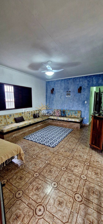 Casa para aluguel de temporada em Caraguatatuba (Porto Novo)