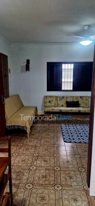 Casa para aluguel de temporada em Caraguatatuba (Porto Novo)