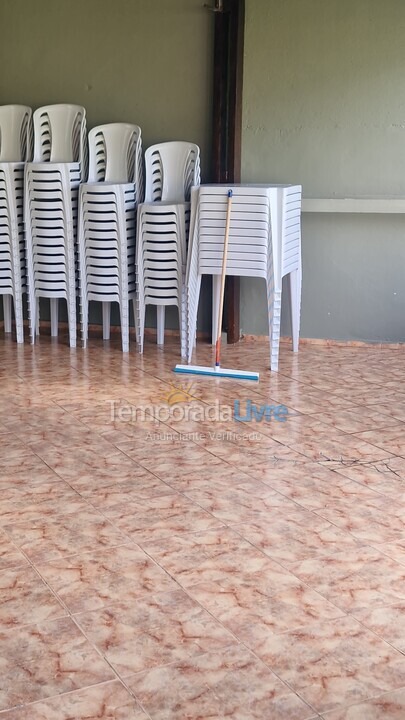 Casa para aluguel de temporada em Caraguatatuba (Porto Novo)