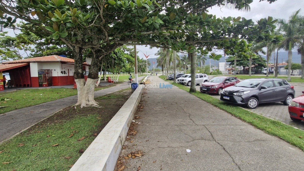 Casa para aluguel de temporada em Caraguatatuba (Porto Novo)