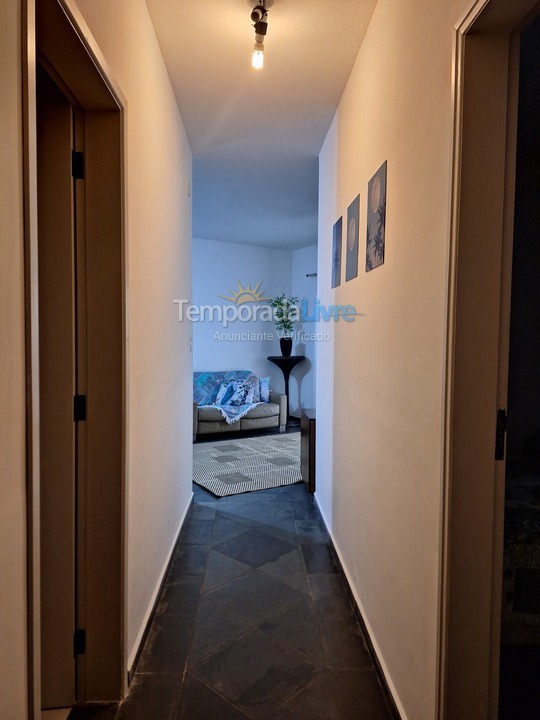 Apartamento para aluguel de temporada em Bertioga (Praia da Enseada)