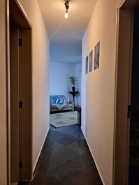 APARTAMENTO 6 PESSOAS ÓTIMA LOCALIZAÇÃO BERTIOGA - ENSEADA