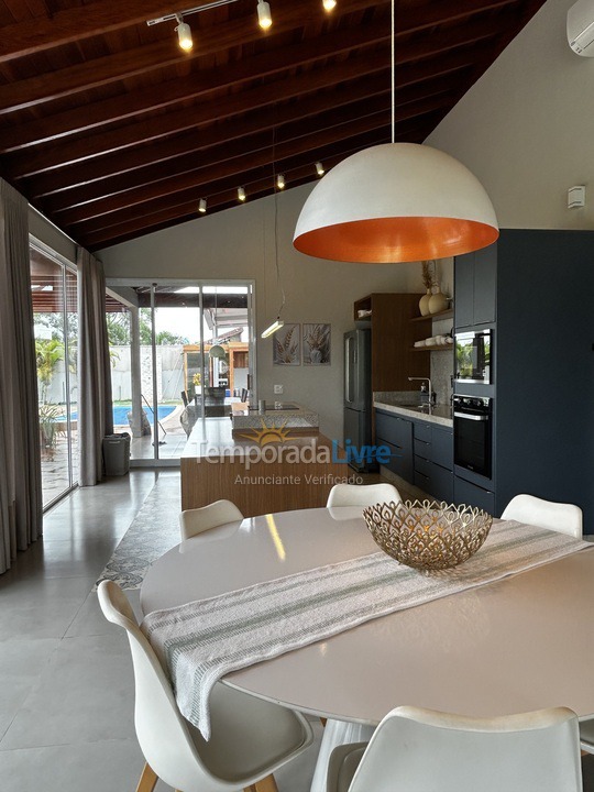 Casa para alquiler de vacaciones em São Pedro (Floresta Escura)