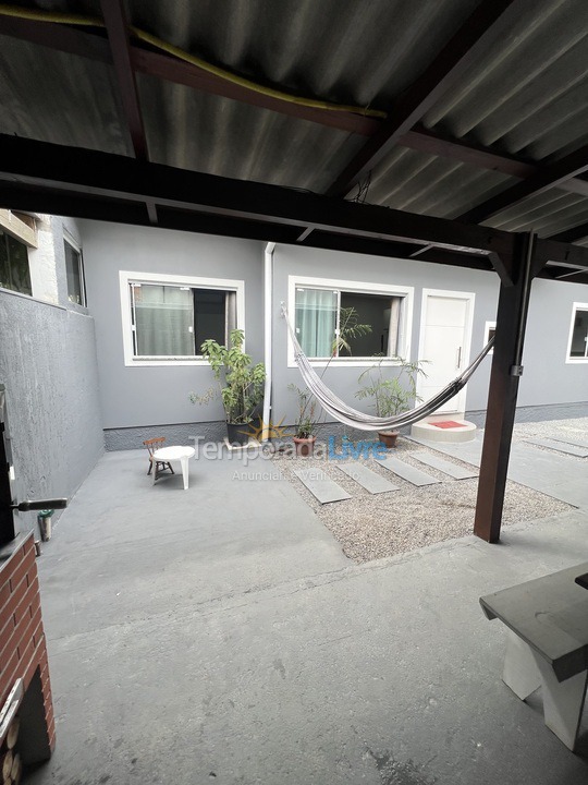 Casa para aluguel de temporada em Florianópolis (Cachoeira do Bom Jesus)