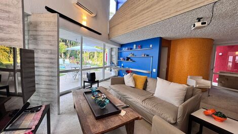 Casa de playa (diseñada por Ruy Ohtake)