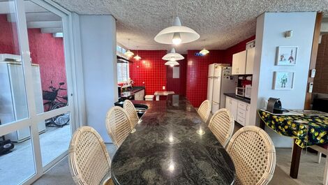 Casa de playa (diseñada por Ruy Ohtake)