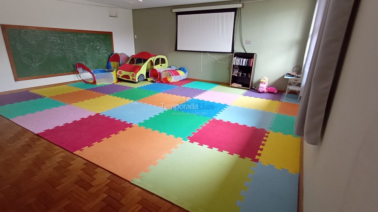 Apartment for vacation rental in Petrópolis (Corrêas)