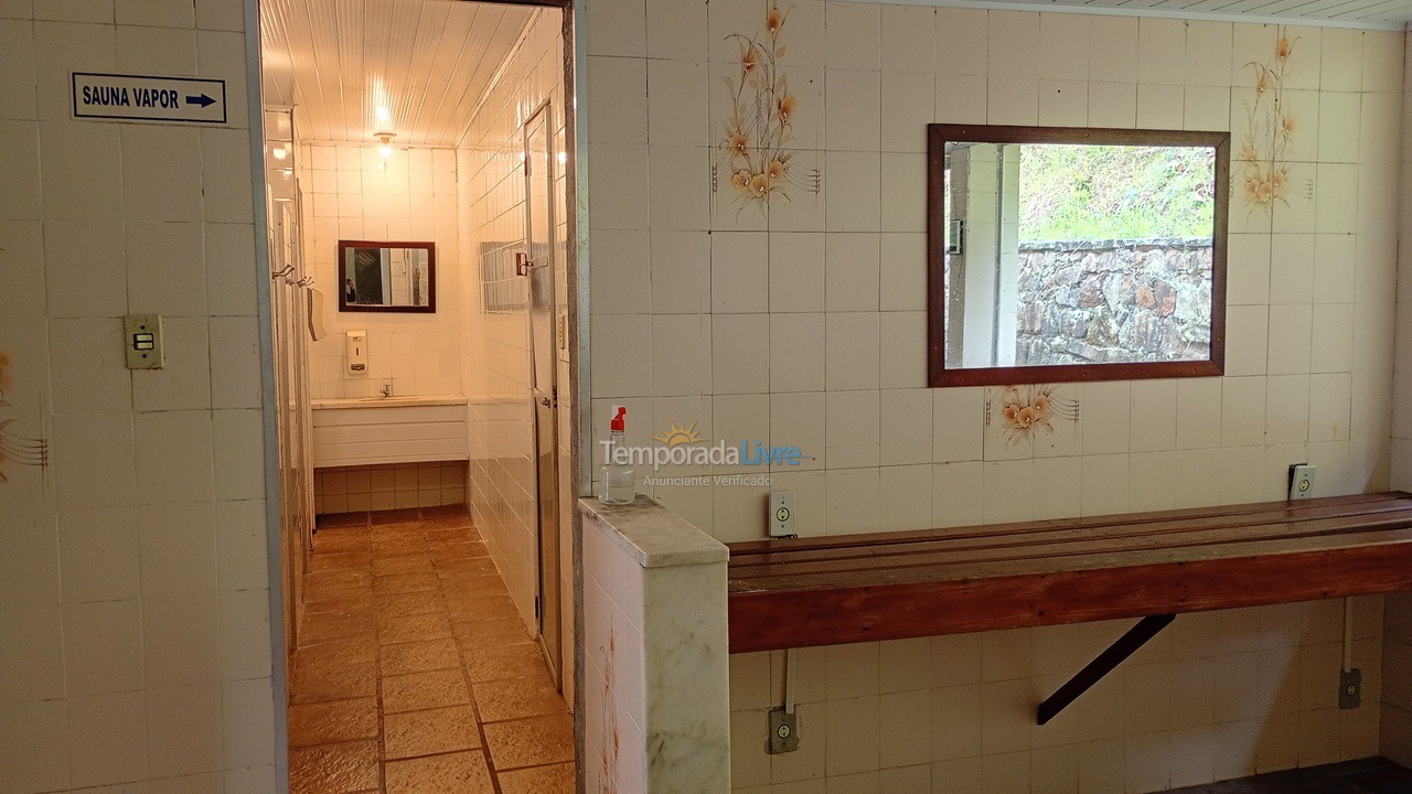 Apartment for vacation rental in Petrópolis (Corrêas)