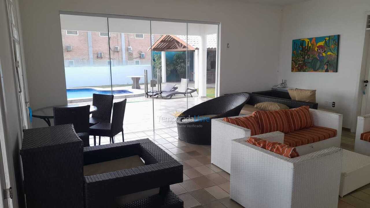 Casa para aluguel de temporada em Aquiraz (Praia do Presídio)