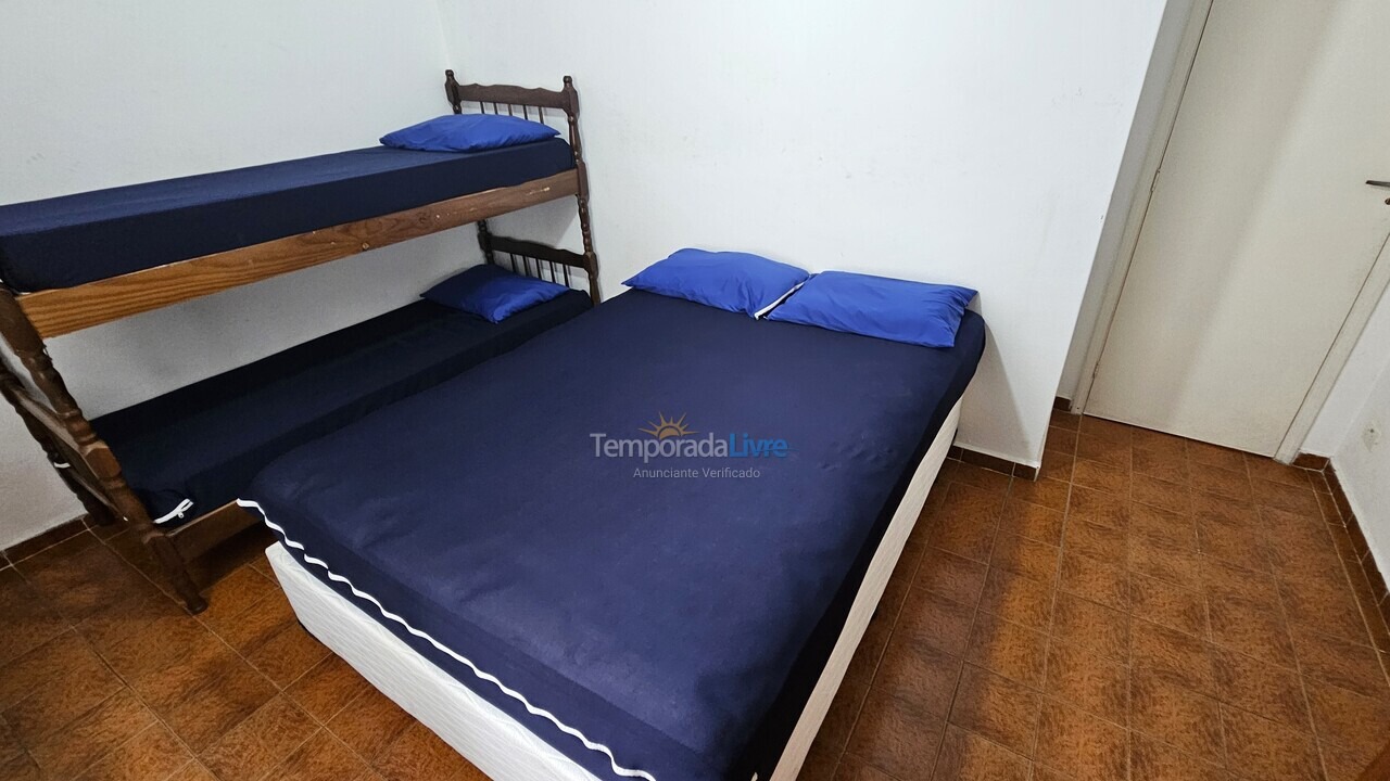 House for vacation rental in Guarujá (Astúrias)