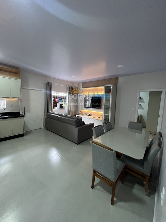 Casa para aluguel de temporada em Florianópolis (Cachoeira do Bom Jesus)