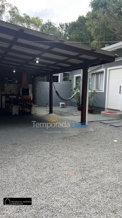 Casa para aluguel de temporada em Florianópolis (Cachoeira do Bom Jesus)